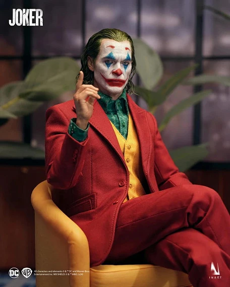 Фигурка Joker от Hot Toys