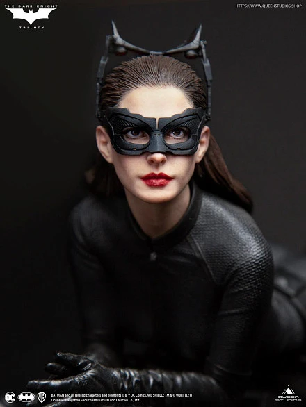 Фигурка Catwoman от Queen Studios