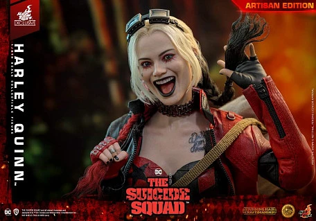 Фигурка Harley Quinn от Hot Toys