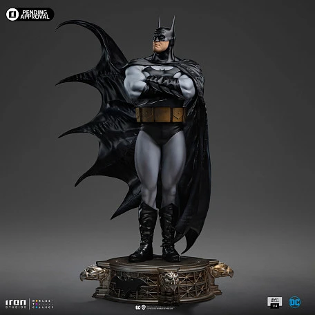 Фигурка Batman от Iron Studios