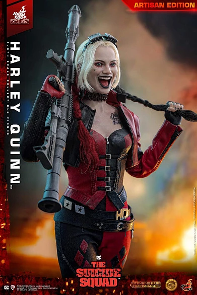Фигурка Harley Quinn от Hot Toys