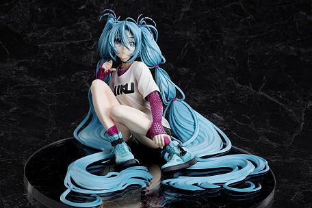 Фигурка Hatsune Miku от Stronger