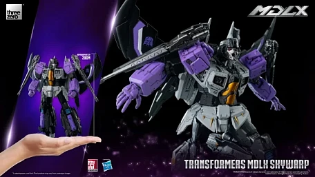 Фигурка Skywarp от Threezero