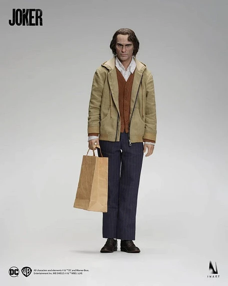 Фигурка Joker от Hot Toys