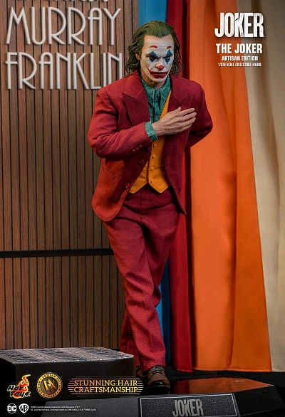 Фигурка Joker от Hot Toys
