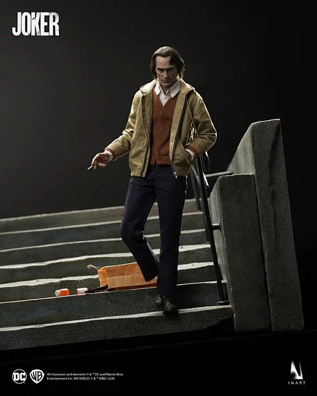 Фигурка Joker от Hot Toys