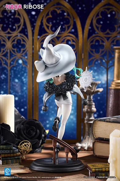 Фигурка Hatsune Miku от Ribose