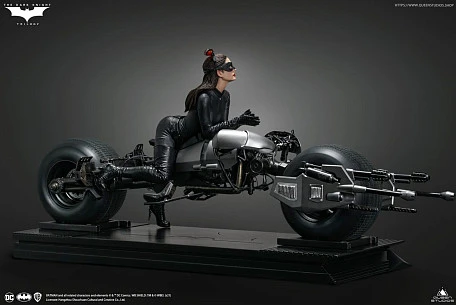 Фигурка Catwoman от Queen Studios