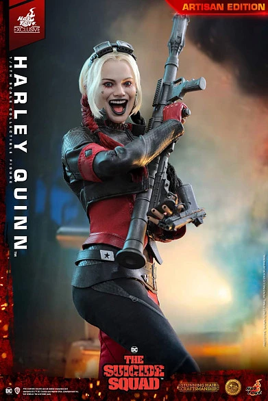 Фигурка Harley Quinn от Hot Toys