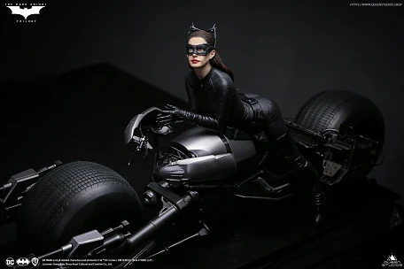 Фигурка Catwoman от Queen Studios