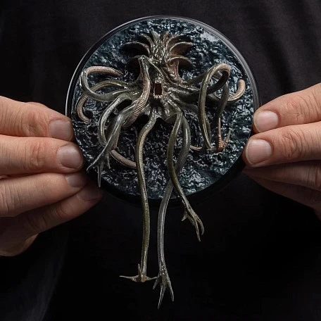 Фигурка Watcher In The Water от WETA Workshop
